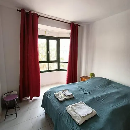 Апартаменты Remarkable 3-Bed Apartment In Puertito De Guimar Пуэртито-де-Гуимар